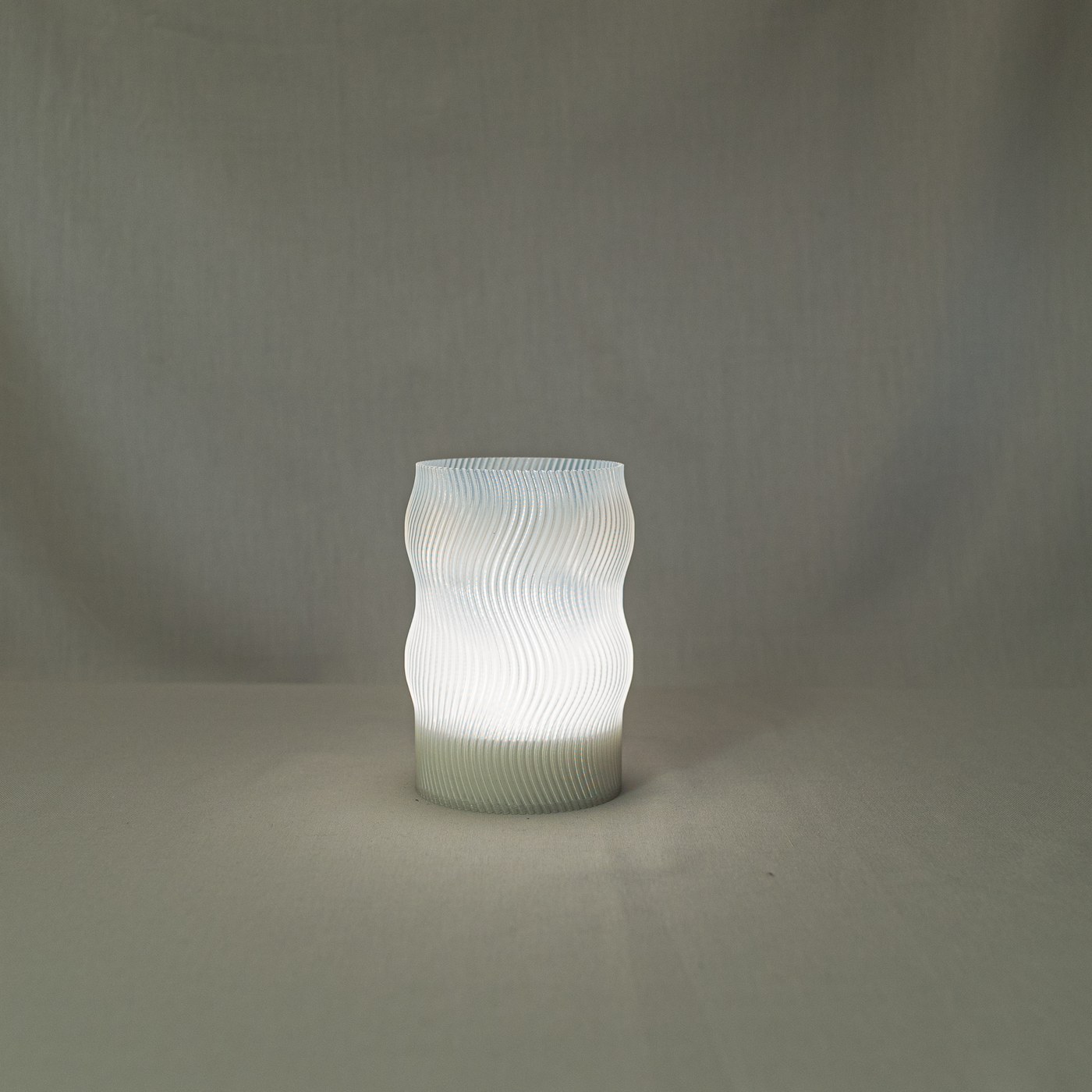 Flow Portable Small lamp, studio shot
